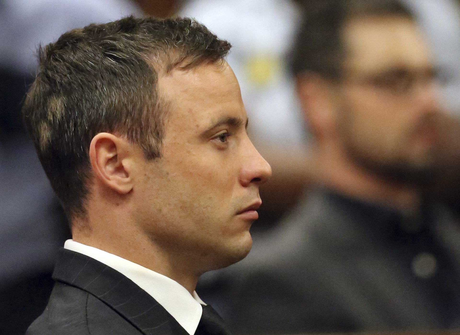 Libertação de Oscar Pistorius suspensa