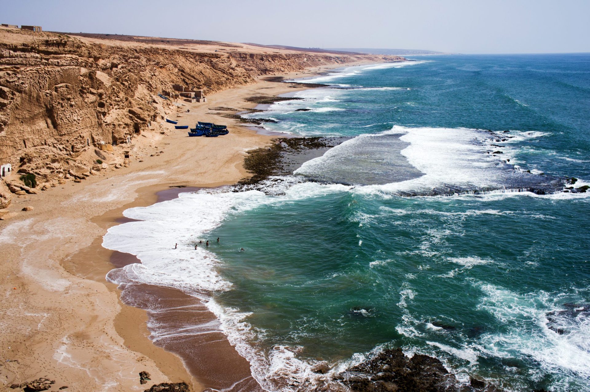 O deserto tunisino chegou às praias