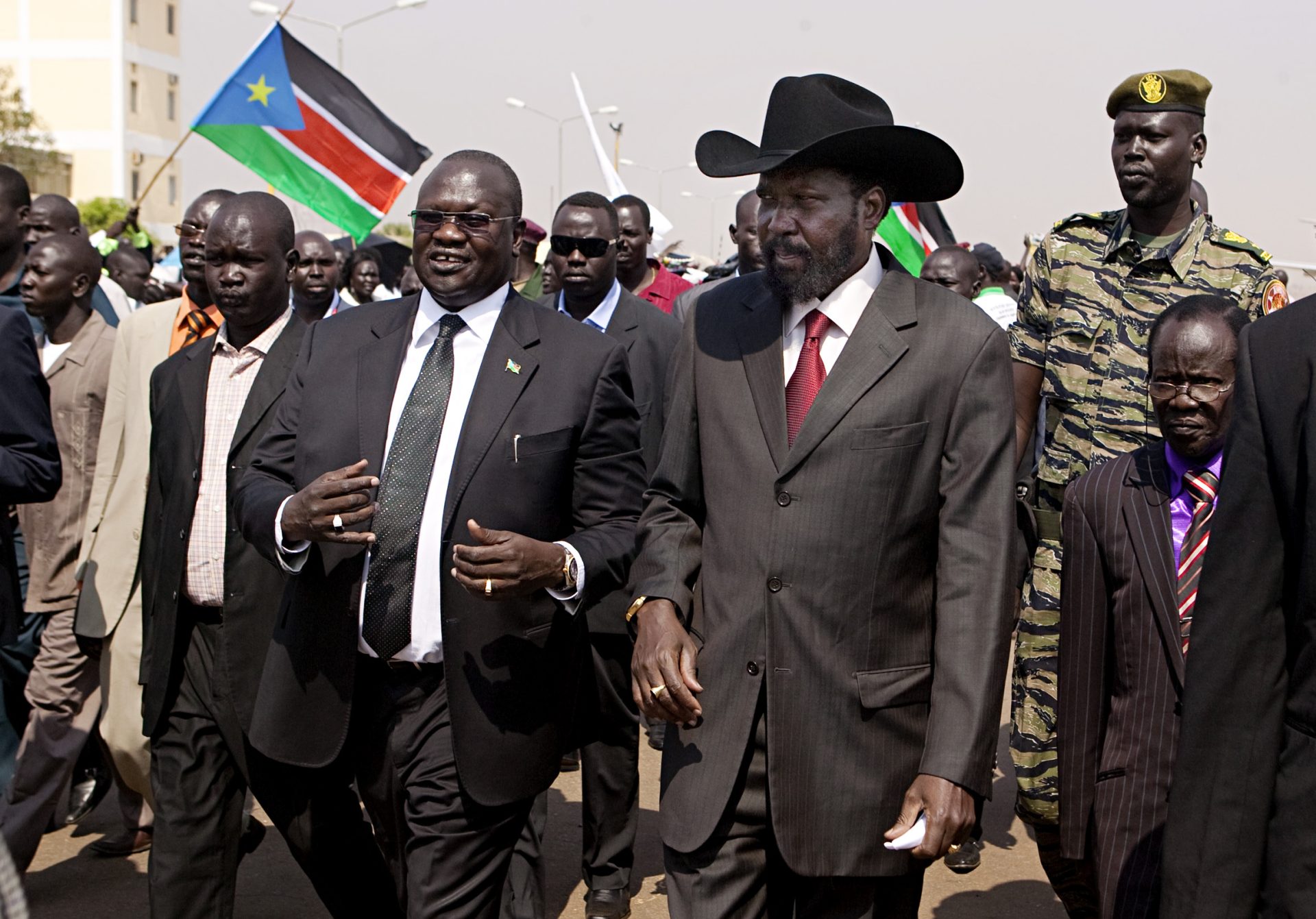 Presidente do Sudão do Sul assina acordo de paz exprimindo ‘sérias reservas’