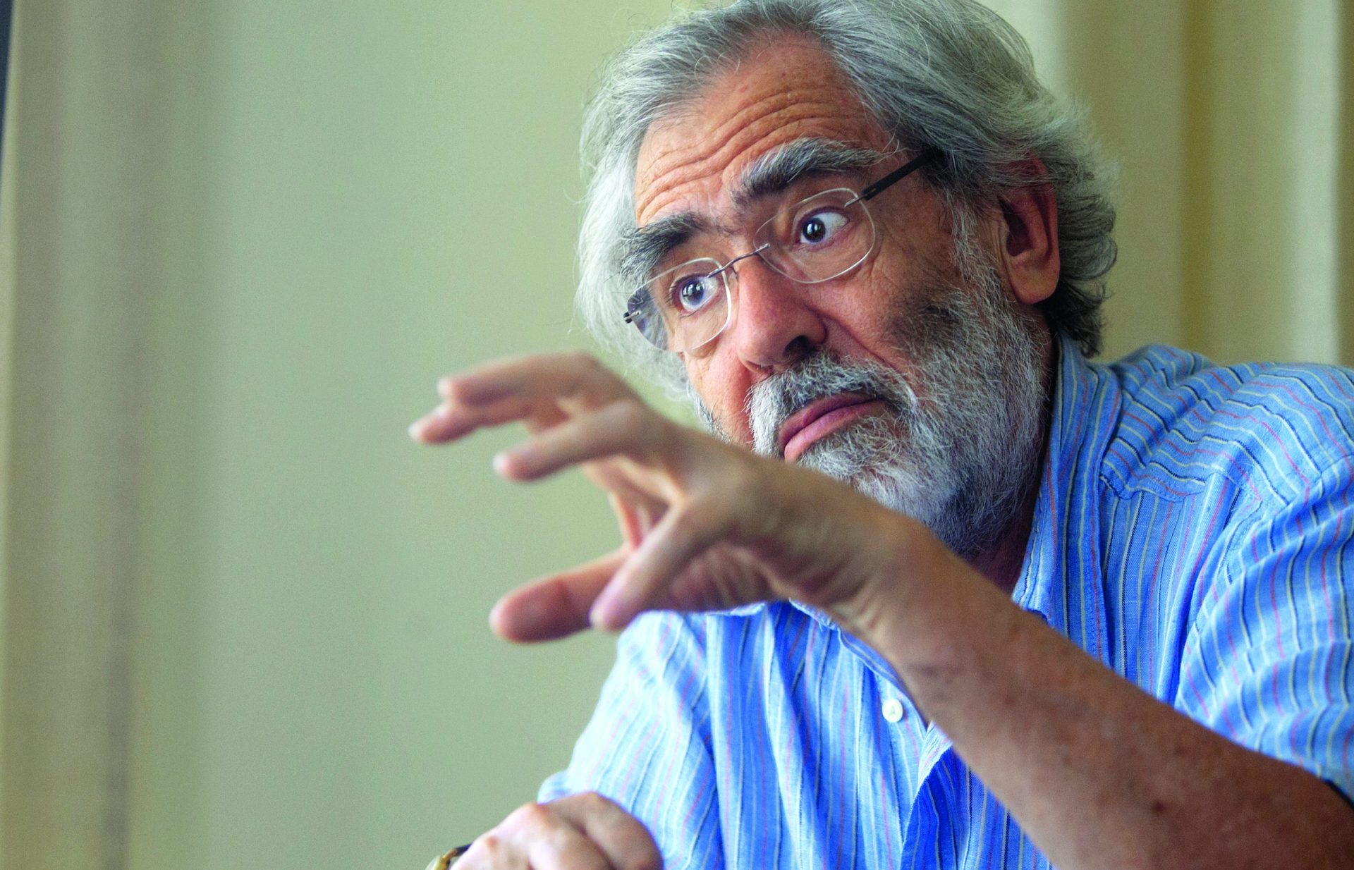 António Barreto: ‘Sem a troika estaríamos numa desgraça total’