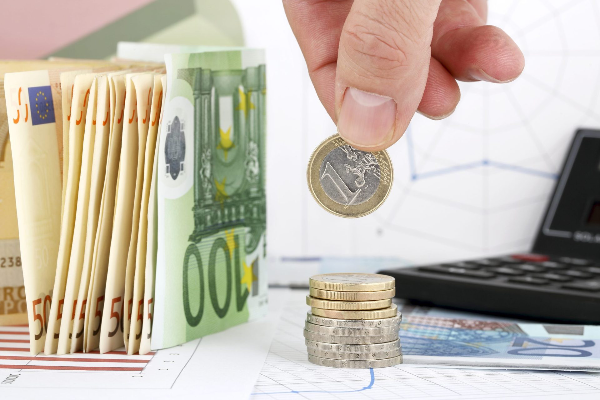 UTAO admite desvio de 660 milhões de euros nas receitas fiscais no final do ano