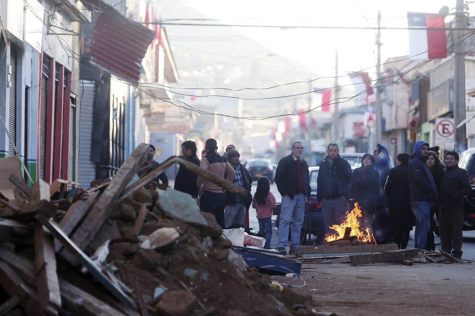 Sobe para 13 número de mortos no sismo no Chile