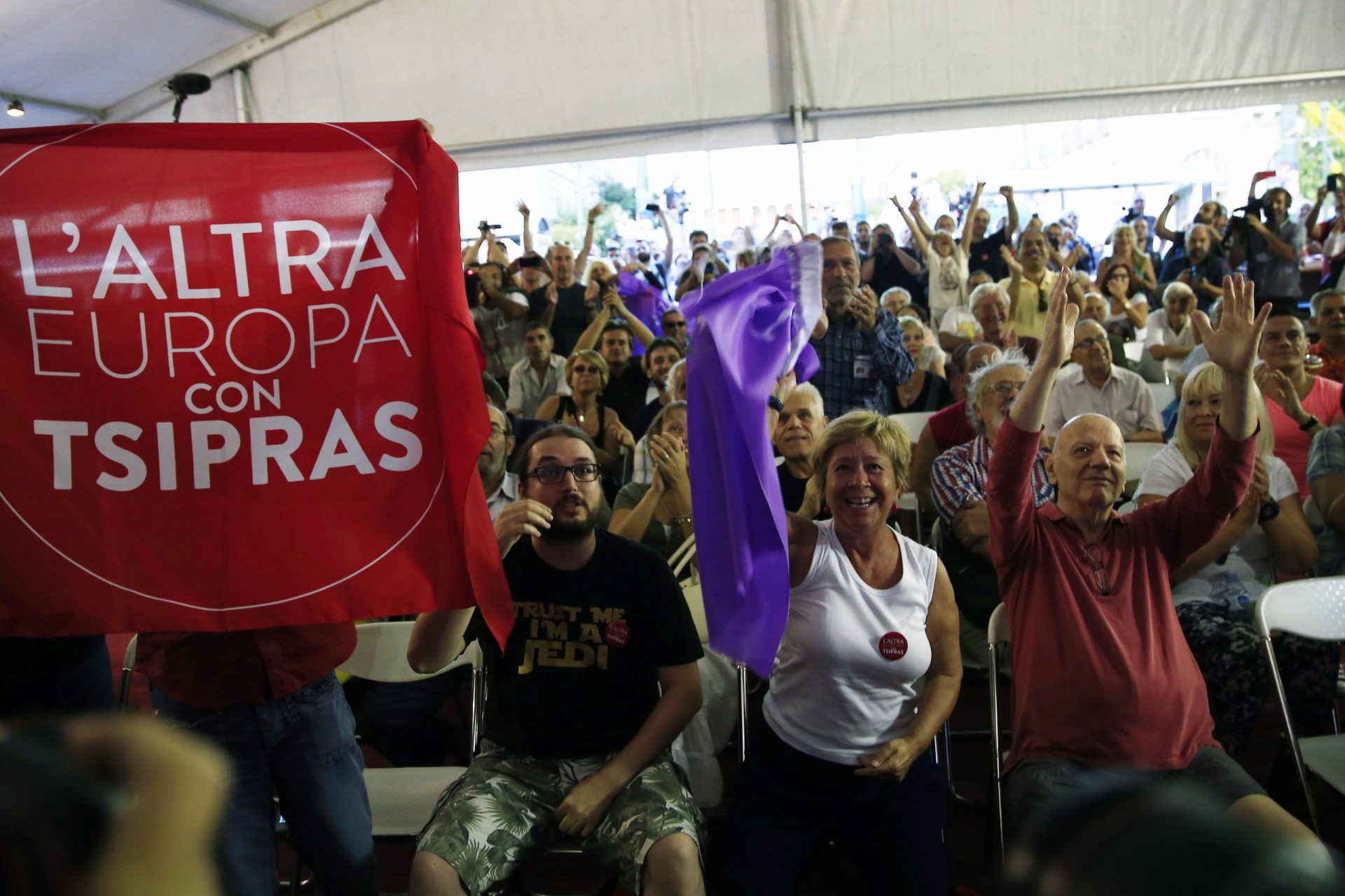Syriza ganha eleições na Grécia, segundo os primeiros resultados oficiais