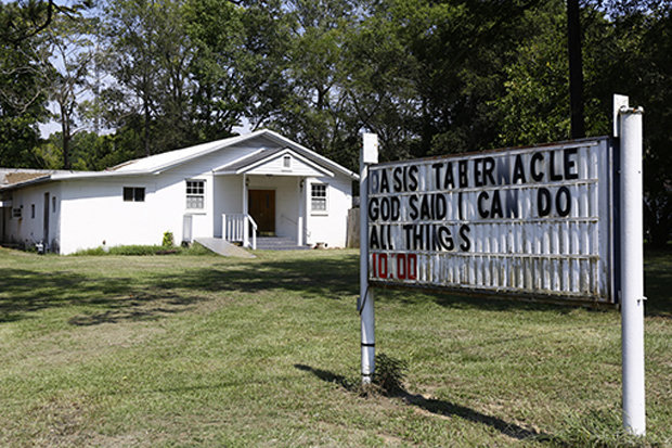 Tiroteio numa igreja no Alabama faz três feridos