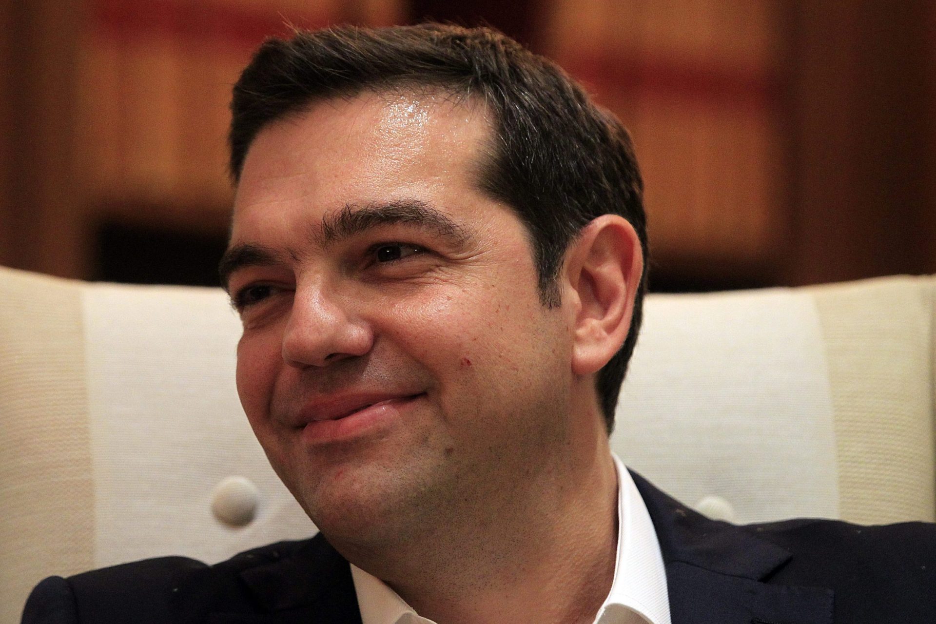 Grécia: Tsipras formou novo governo