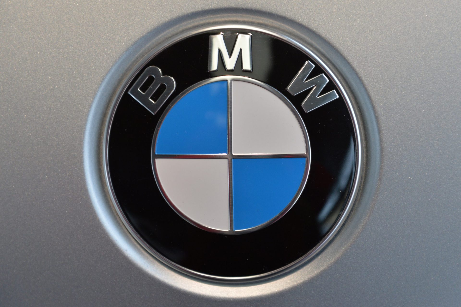 BMW nega manipular emissões nos seus carros