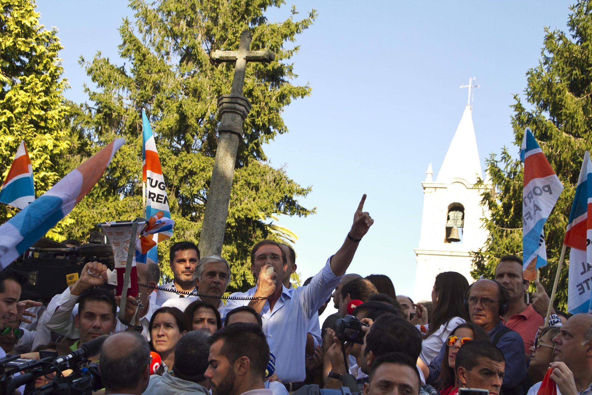 A tática de Passos Coelho para tirar gás aos protestos