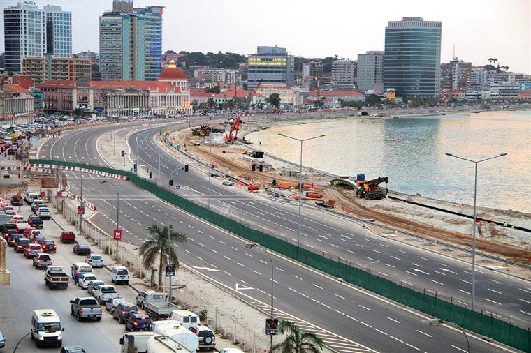 Analistas dizem que Angola vai crescer abaixo de 3% até 2021