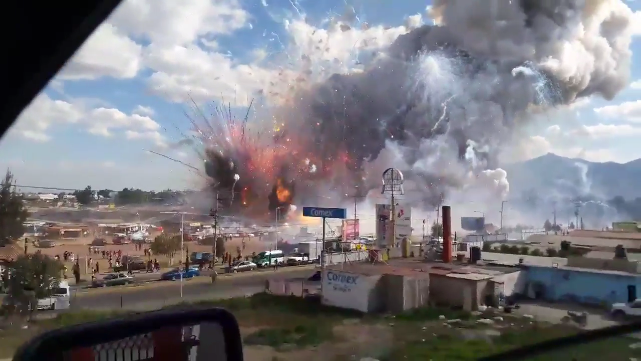 México. Explosões de fogo de artifício em mercado fazem cerca de 31 mortos [vídeo]