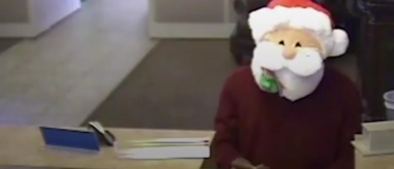EUA. Homem assalta banco vestido de Pai Natal