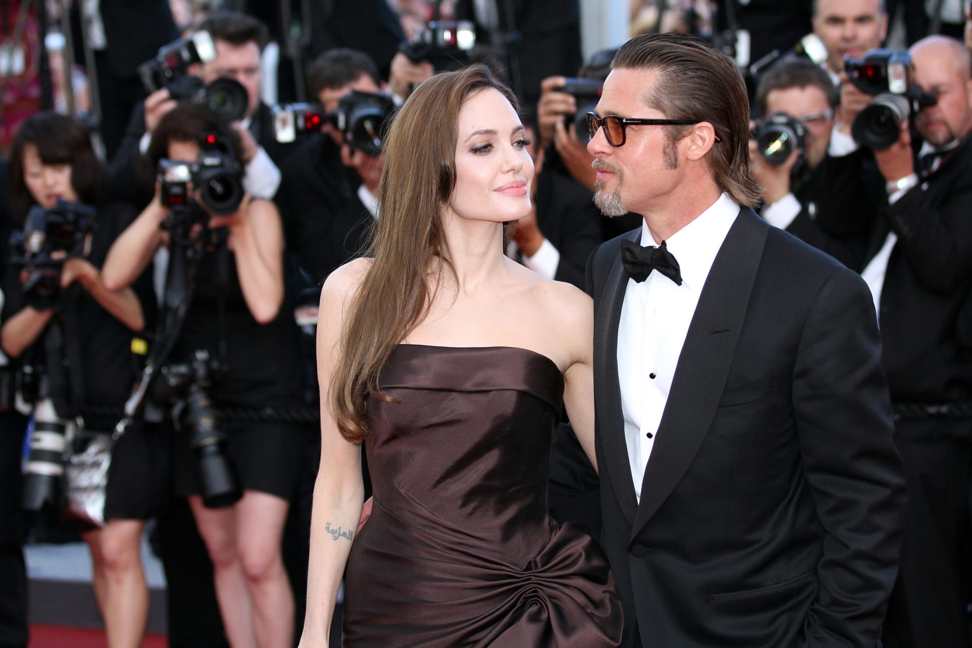 Angelina Jolie e Brad Pitt continuam em silêncio