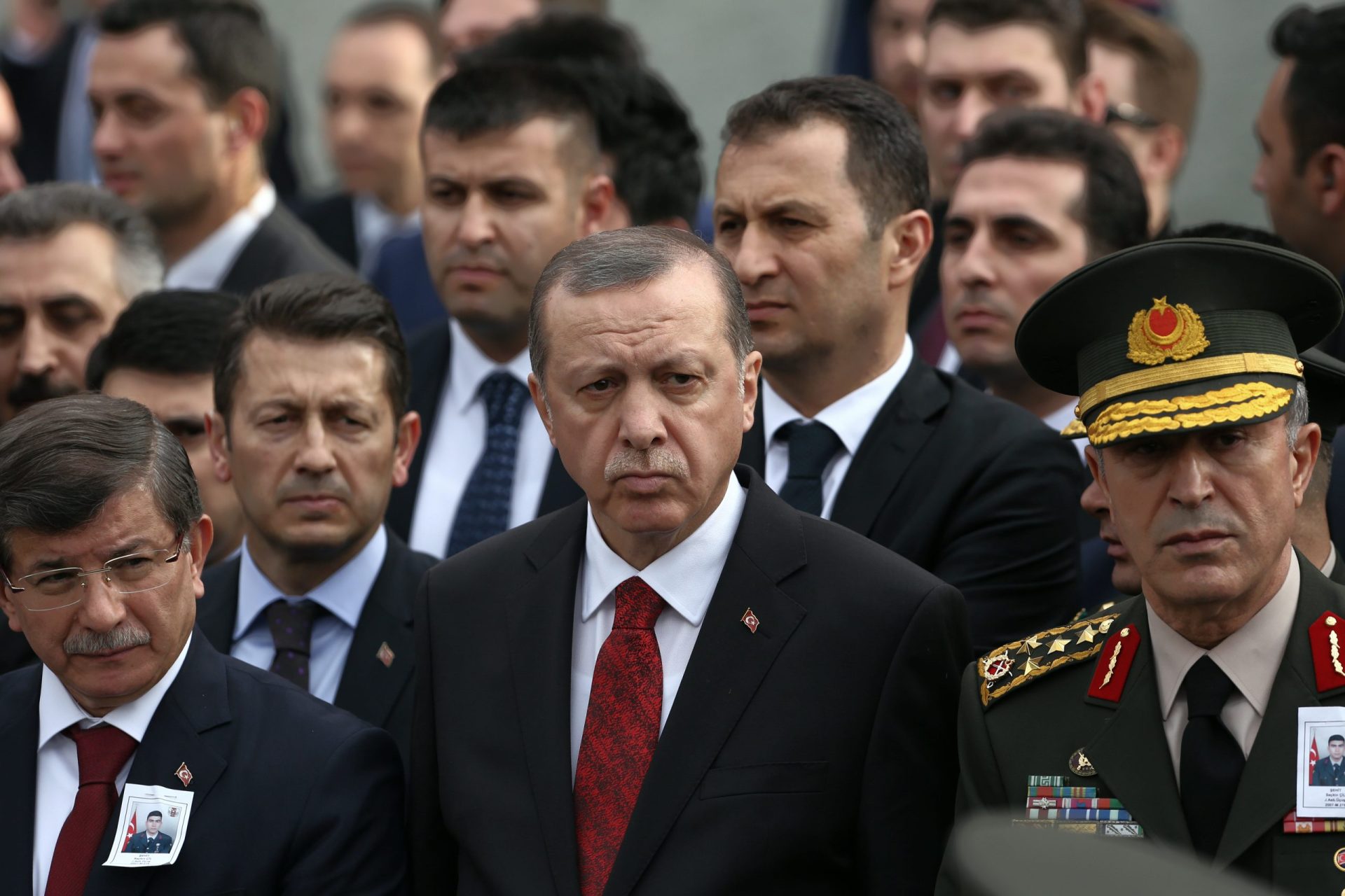 Turquia culpa inimigos curdos pelo atentado em Ancara