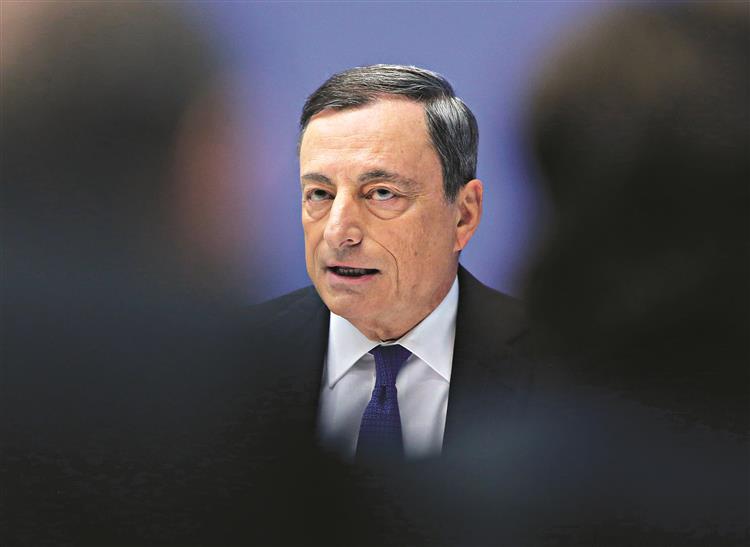 BCE dá passo inédito e adopta juros zero