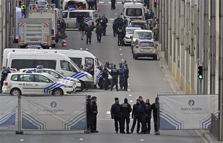 Atentados em Bruxelas fizeram 28 mortos