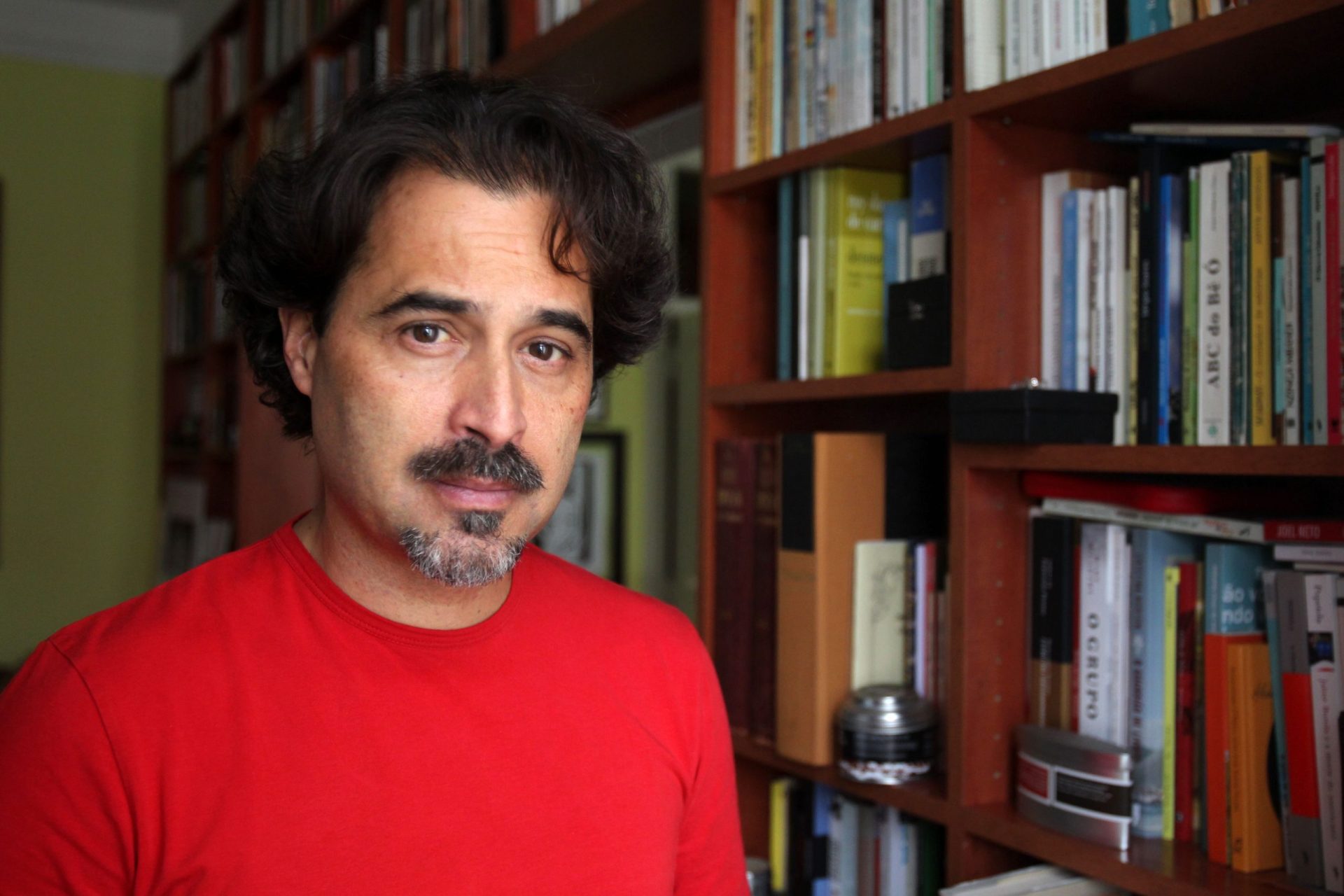 José Eduardo Agualusa na fase final do Man Booker International Prize