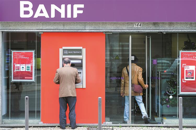 Banco de Portugal não podia ter informado governo das restrições no Banif