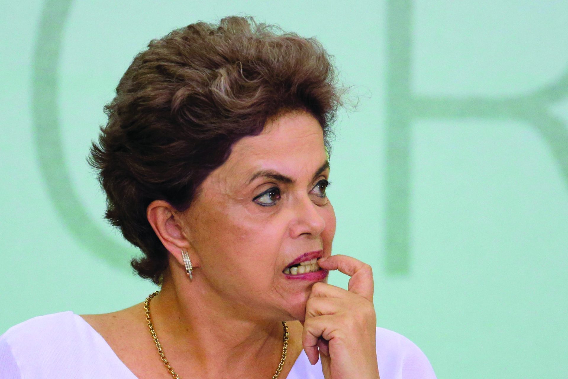 ‘Luvas’ pagaram campanha de Dilma