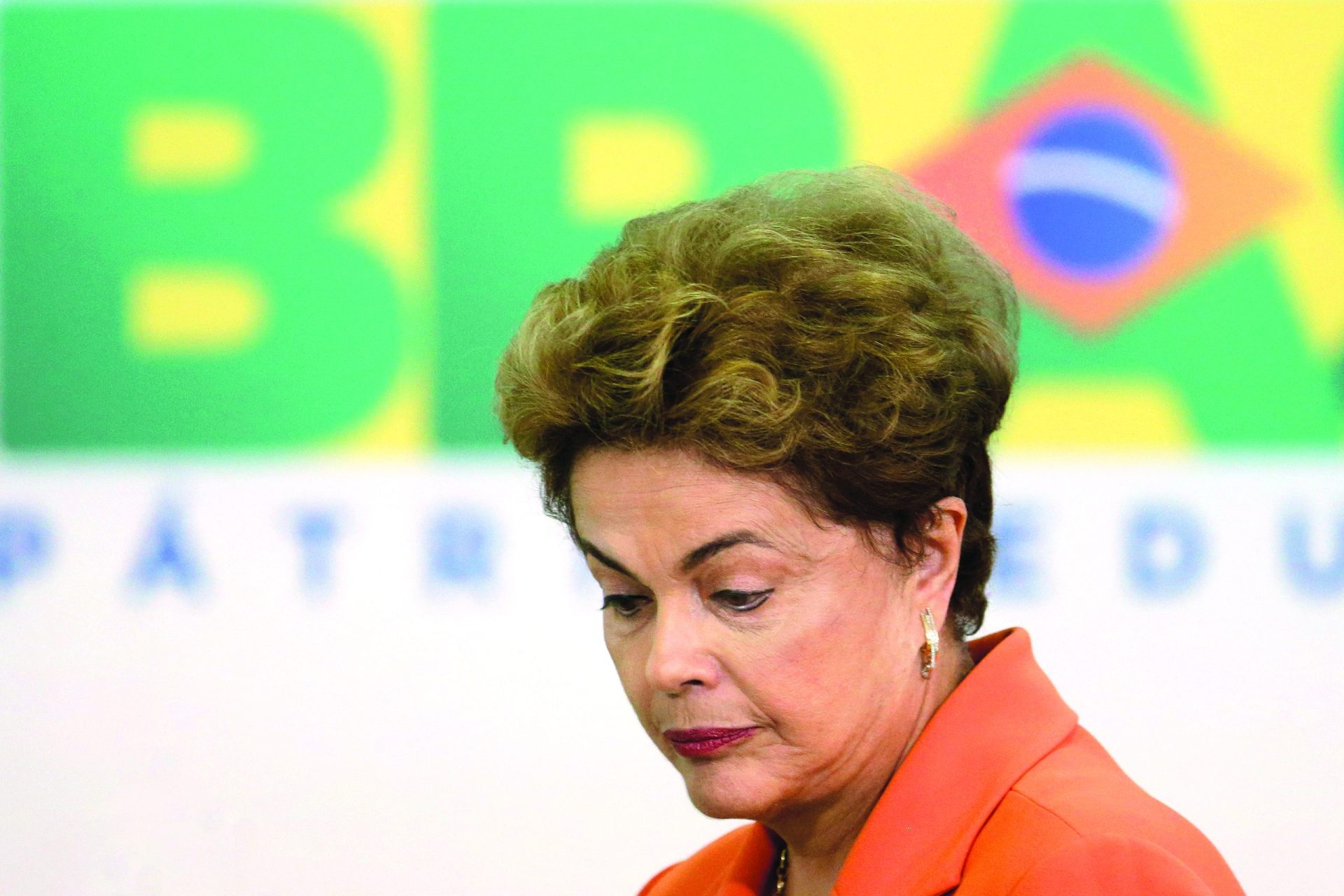 Dilma promete voltar