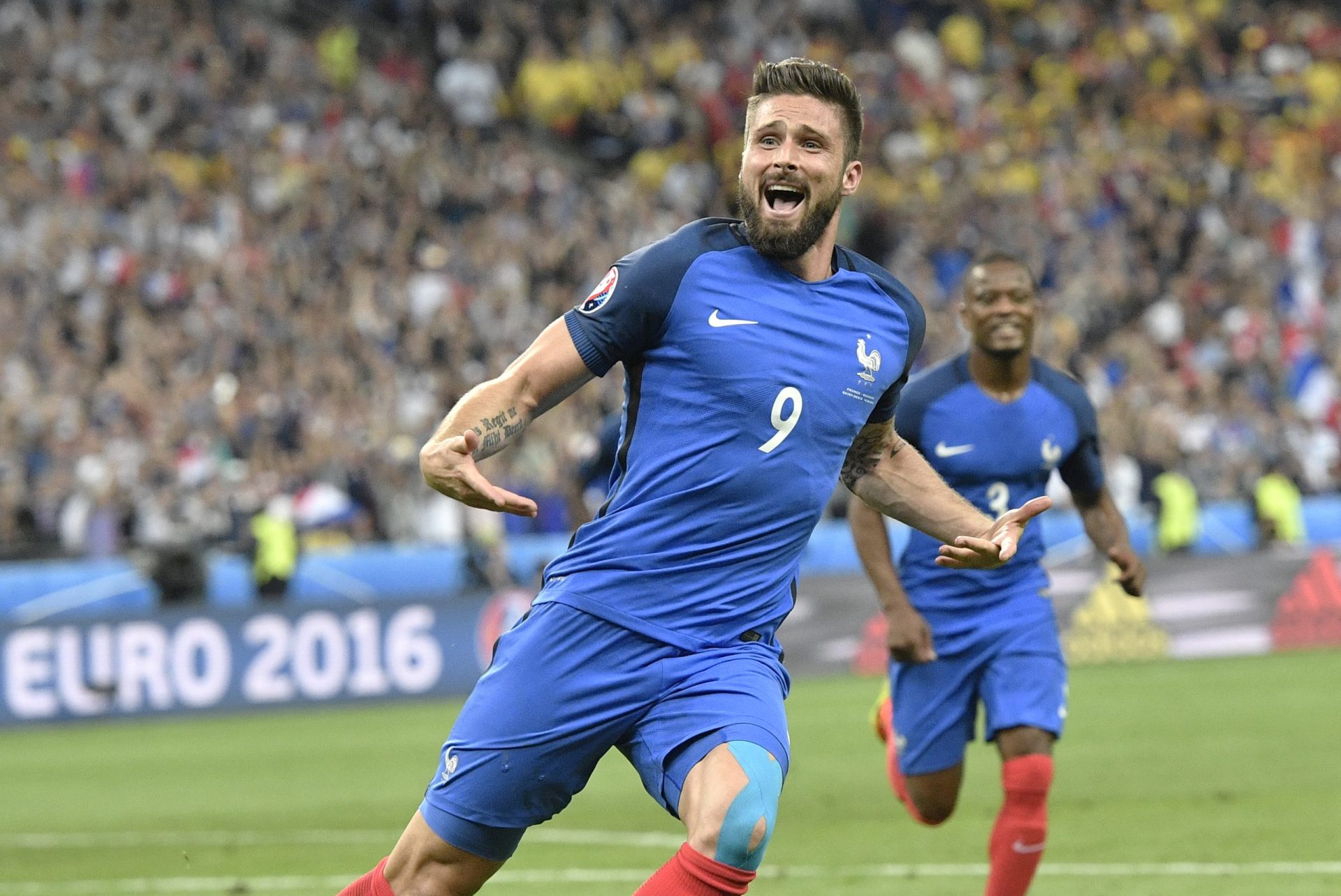 França vence Roménia no jogo inaugural do Euro2016