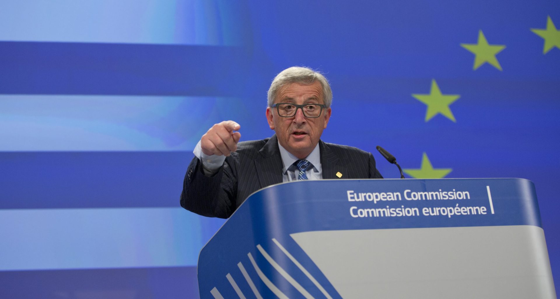 Não é o fim da UE, diz Juncker