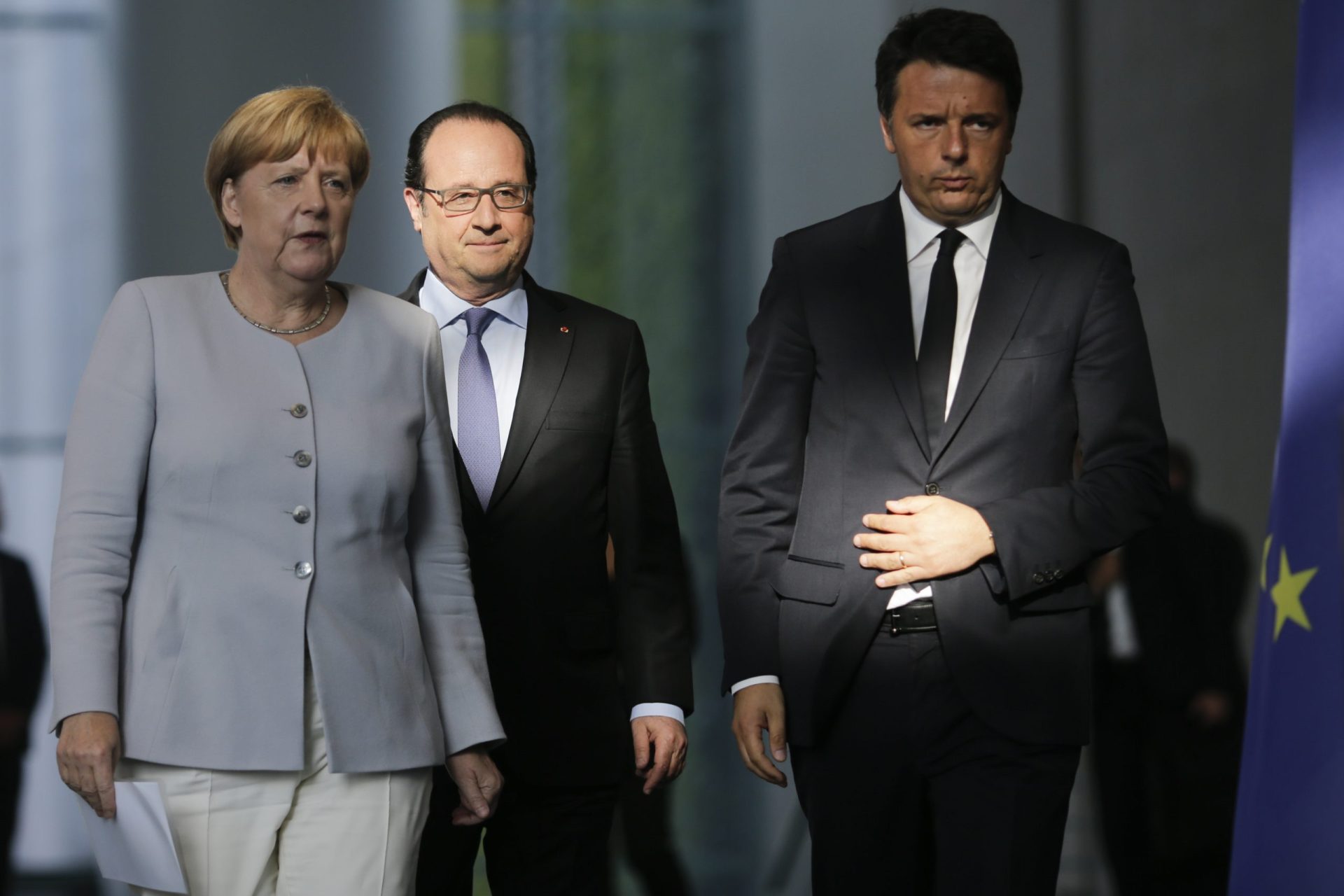 Merkel e Hollande querem saída rápida do Reino Unido
