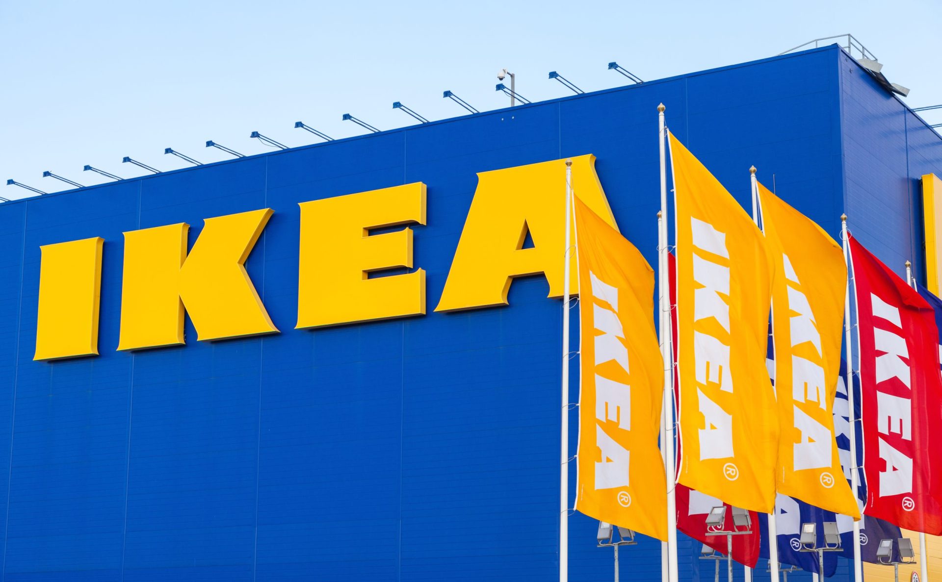 Morte de seis crianças faz Ikea recolher milhares de cómodas