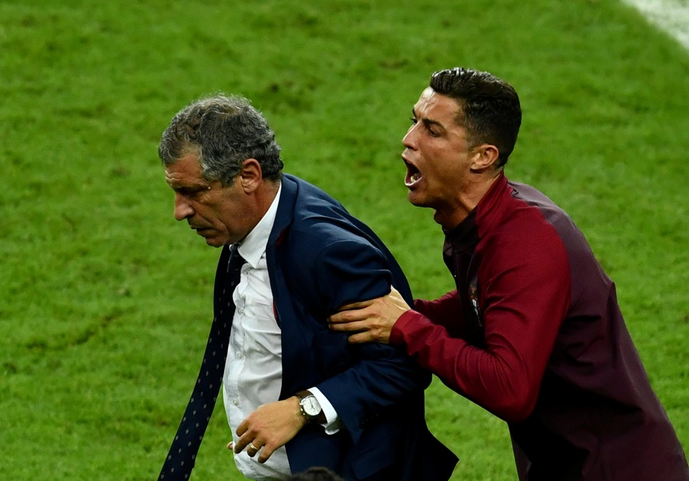 Fernando Santos diz que Portugal venceu por mérito próprio