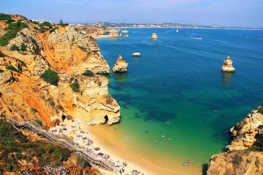 Praia portuguesa volta a estar entre as melhores do mundo