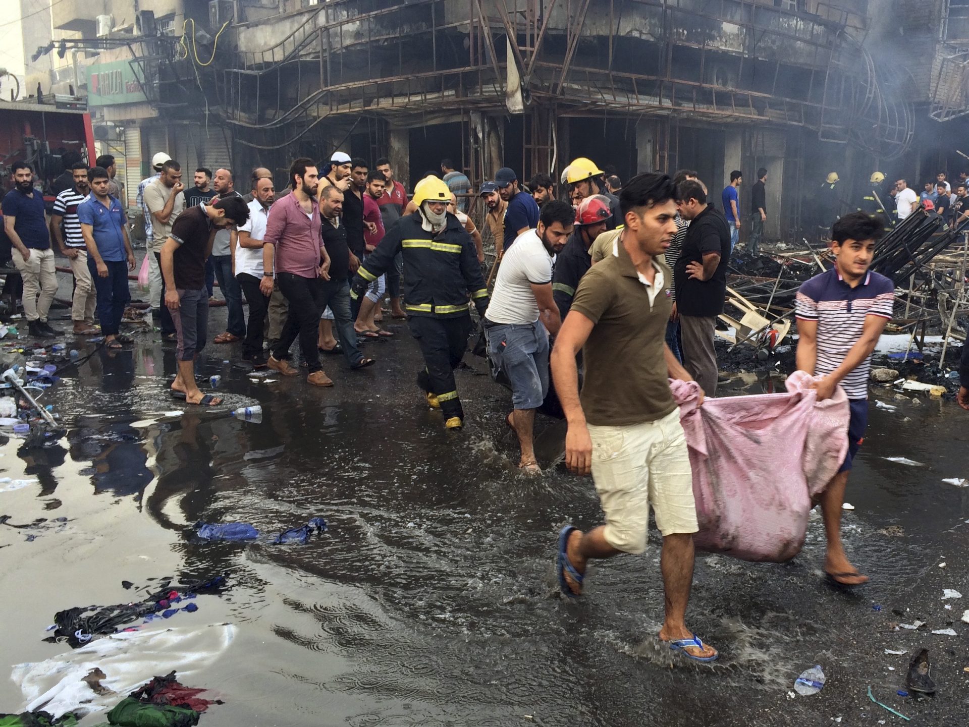 Ataque em Bagdade faz 80 mortos