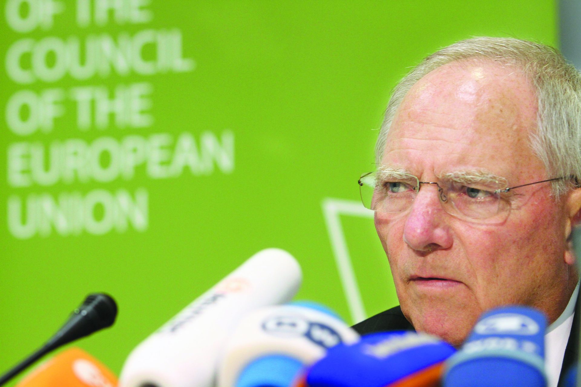 Schäuble e Schulz atacam Comissão Europeia de Juncker