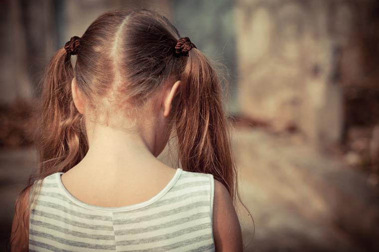 Estrangeiro suspeito de abusar de menina de 6 anos em Aveiro fica em liberdade