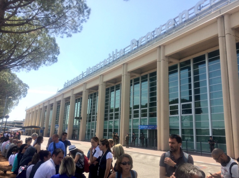 Aeroporto de Marselha evacuado
