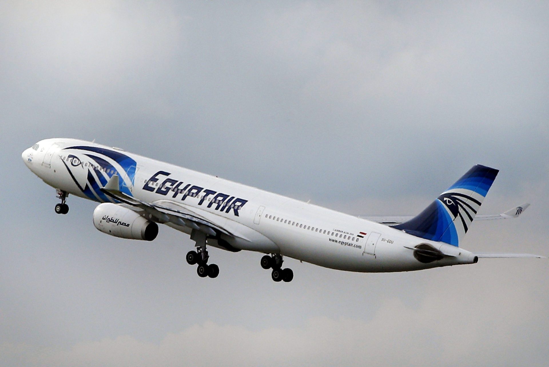 EgyptAir: áudio revela tentativa de apagar fogo a bordo