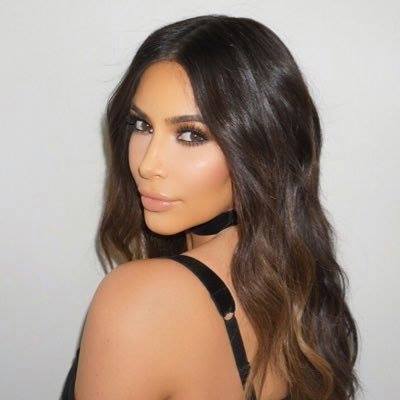 ‘Twerk’ de Kim Kardashian deixa Internet indignada