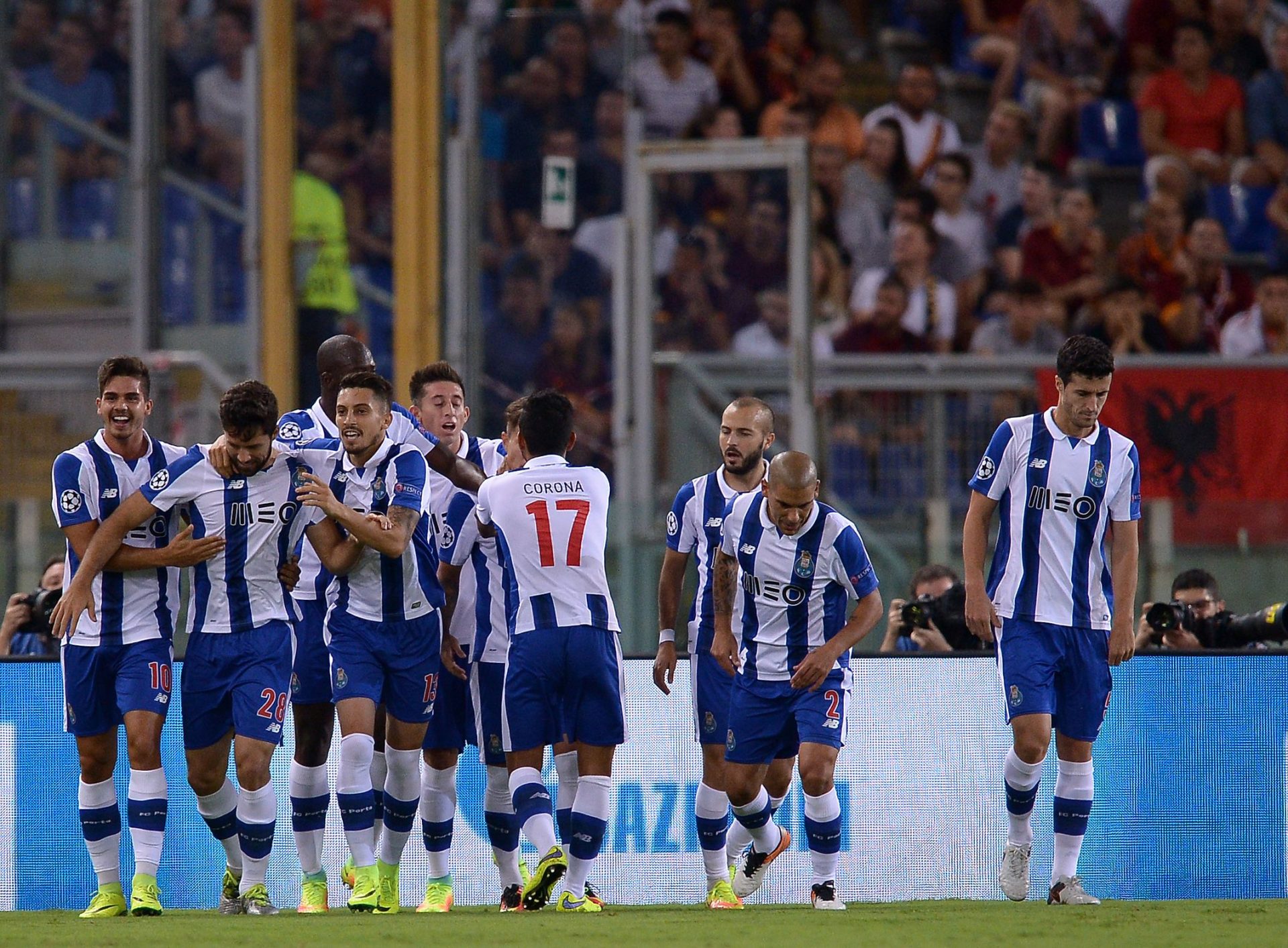 FC Porto na fase de grupos da Liga dos Campeões após vitória em Roma
