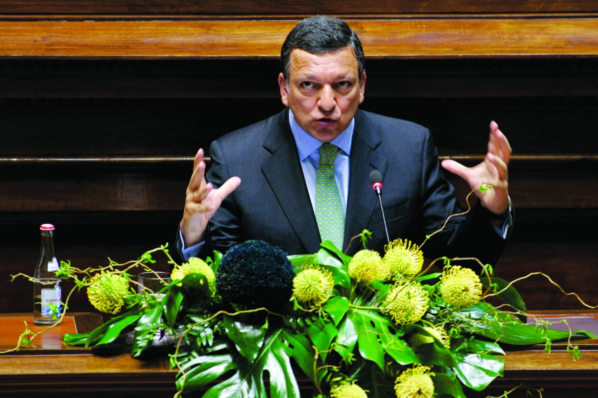 Provedora de justiça europeia questiona Bruxelas sobre novo emprego de Barroso