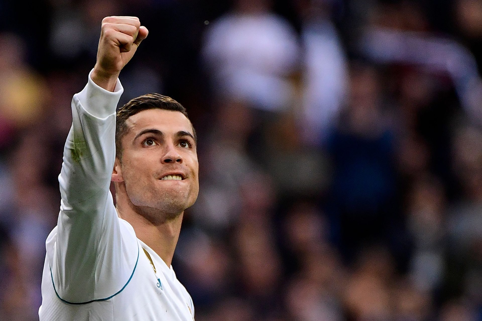 Festa no Bernabéu na apresentação da quinta Bola de Ouro de Cristiano Ronaldo (vídeo)
