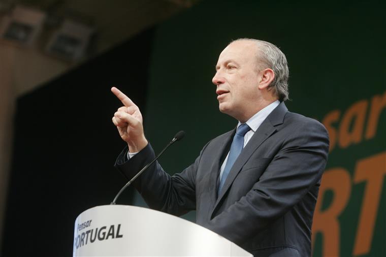 Santana Lopes. “Não queremos ser segundos de ninguém nem muletas de ninguém”