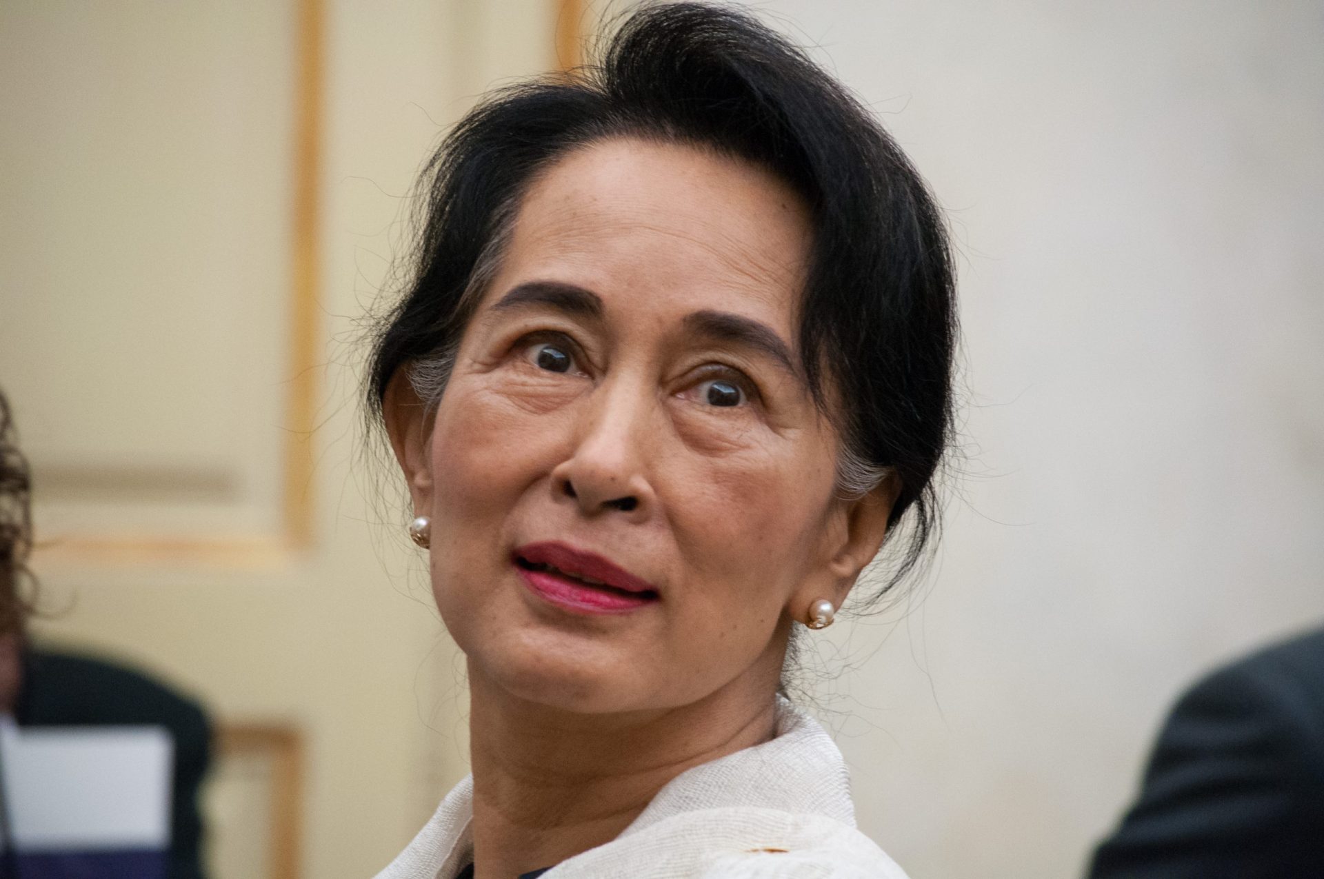 Suu Kyi, do nobel da paz ao julgamento por genocídio