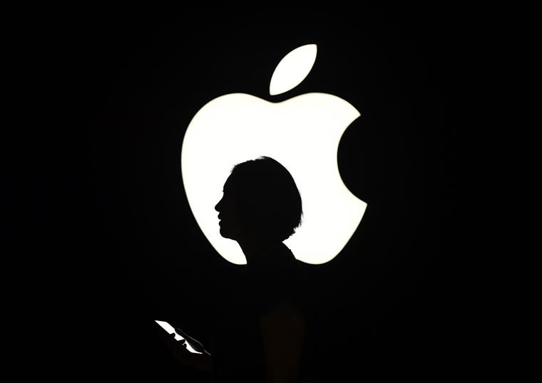 Apple.102 milhões para Tim Cook