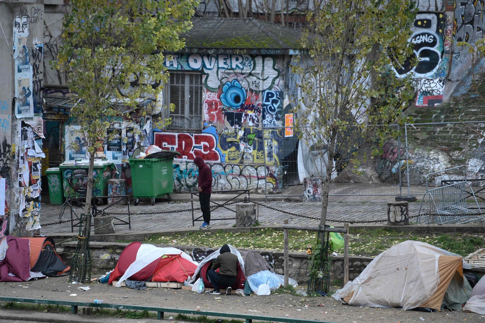 Canal de Saint Martin: a &#8216;casa&#8217; de muitos sem-abrigo parisienses