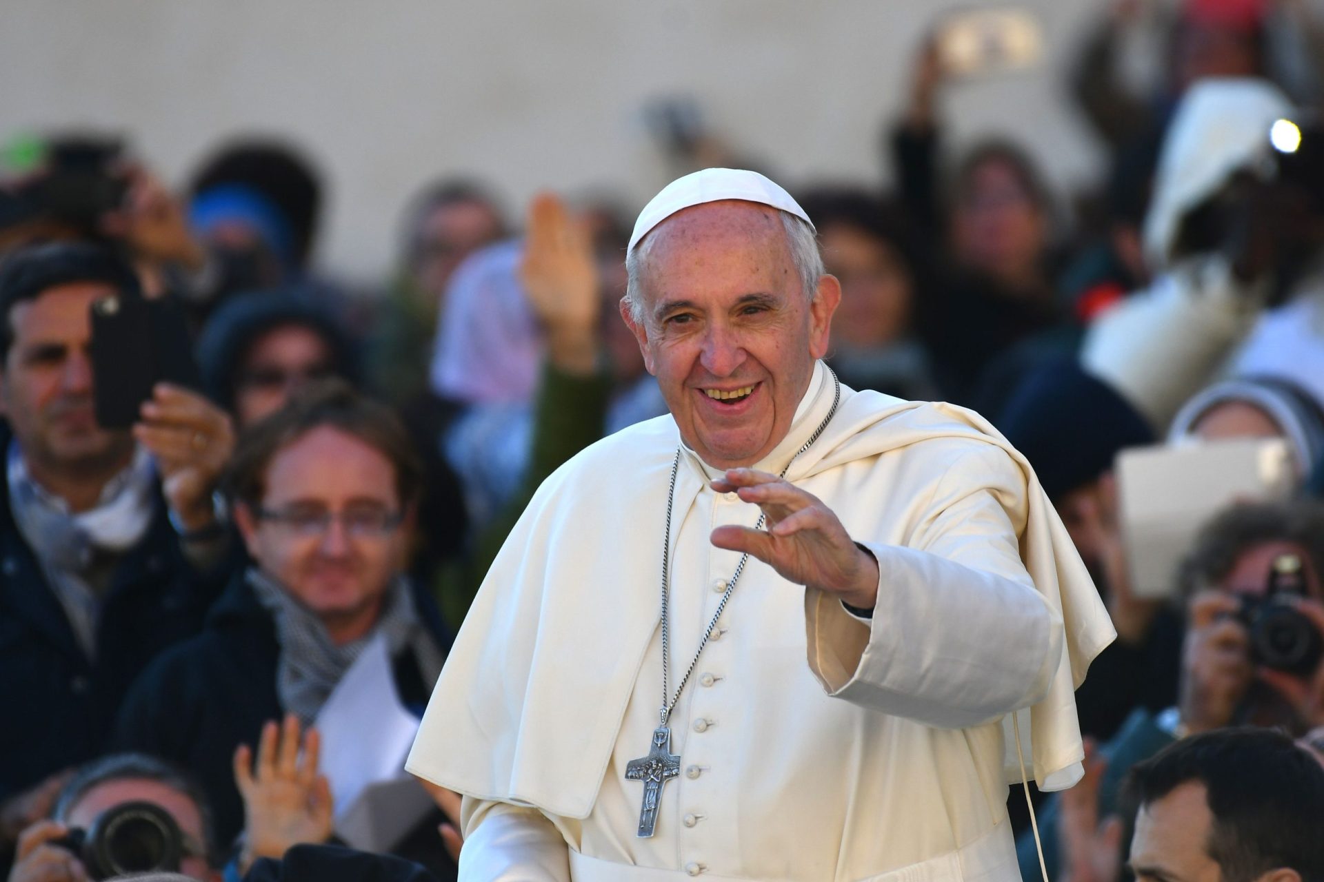 Conflito no Médio Oriente “não é uma guerra, é terrorismo”, diz Papa