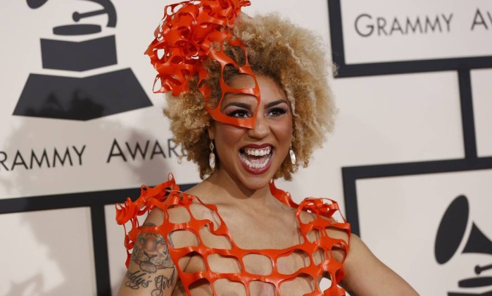 O vestido que causou polémica na cerimónia dos Grammy