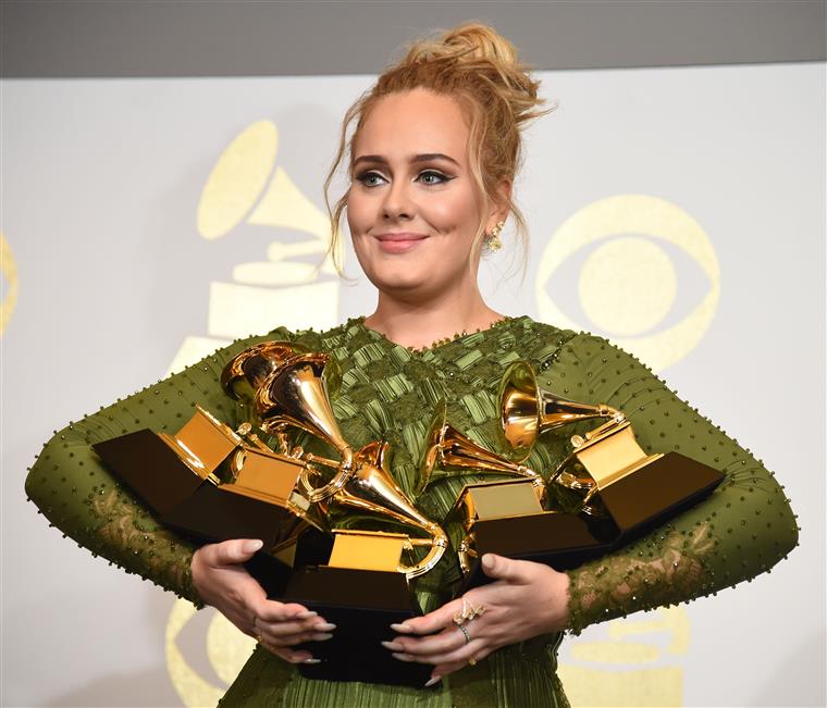 Adele não chegou a partilhar o Grammy com Beyoncé