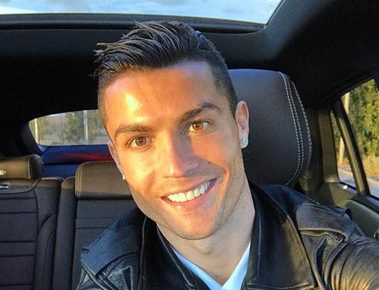 Foi descoberto o sósia de Cristiano Ronaldo. São ou não são parecidos?