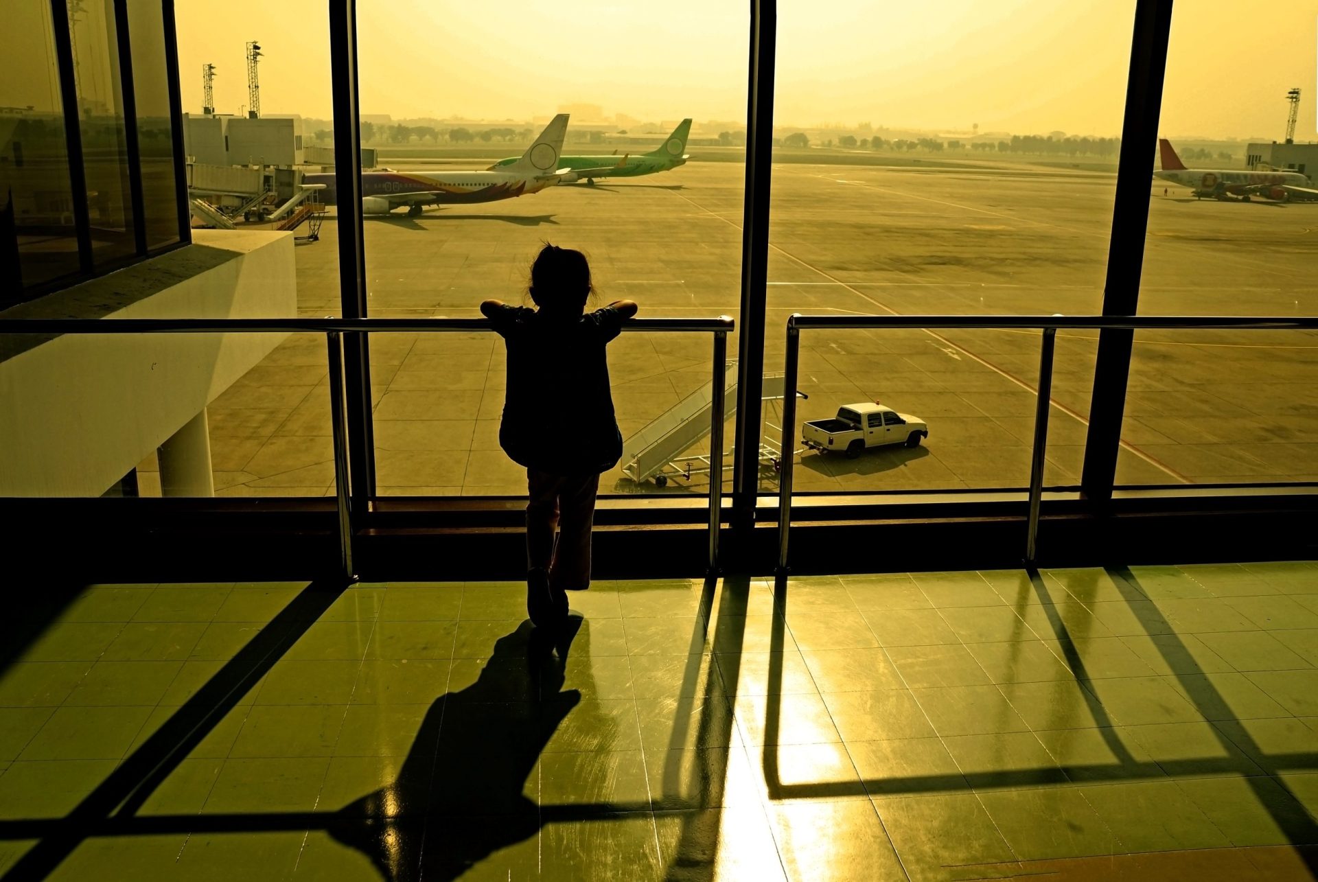 Homem detido no aeroporto de Lisboa com criança que iria tentar vender
