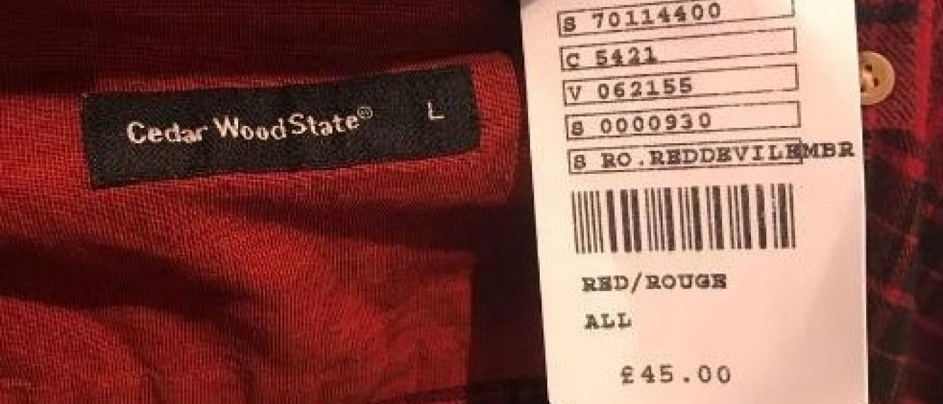 Peça de roupa da Primark à venda noutra loja a um preço muito mais alto