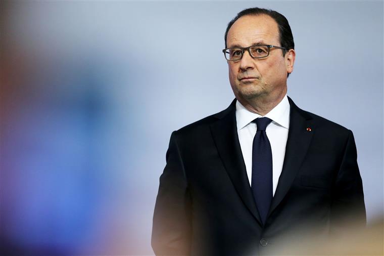 François Hollande: “Polícias foram deliberadamente atingidos”