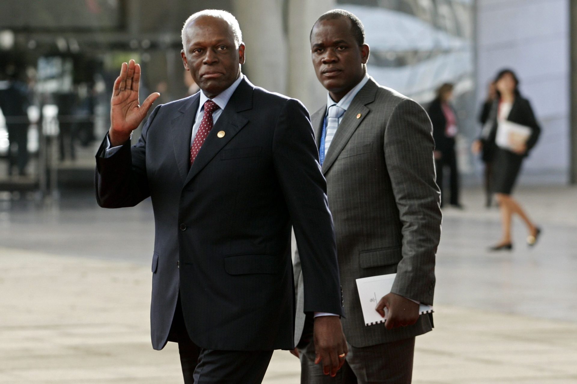 Angola. Eleições gerais a 23 de agosto