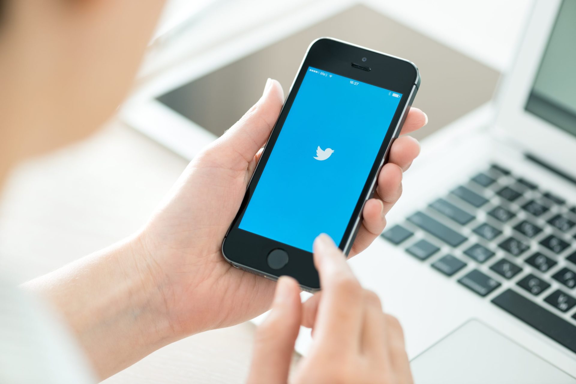 Twitter aposta na transmissão de vídeos em direto durante 24 horas